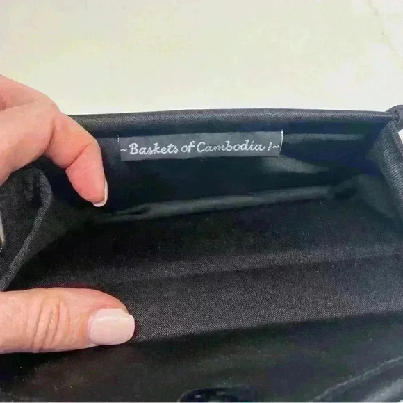 Fair Trade Tatami Woven Crossbody Shoulder
Purse Bag Saraye Baskets of Cambodia - Picture 9 of 10